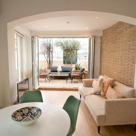 Apartamento Increible atico con terraza en el centro de Valencia Exterior foto